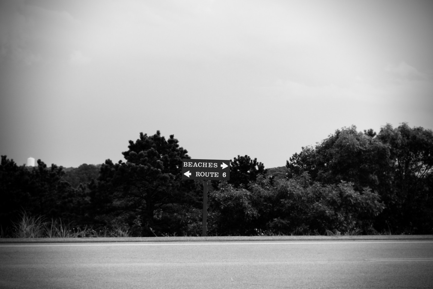 life-of-pix-free-stock-photos-Beach-Blackandwhite-road-road-sign-1440×960